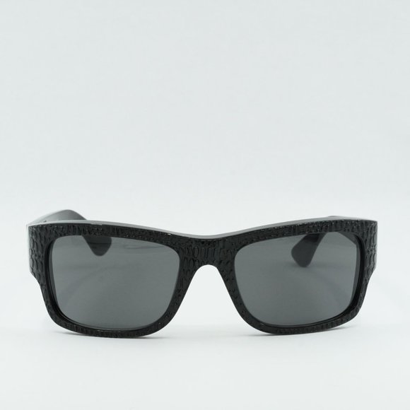 💯 NEW CELINE CL4079IL 02A BLACK GREY SUNGLASSES - Picture 3 of 10